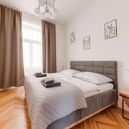 New Town Oases Apartment Prague Luaran gambar