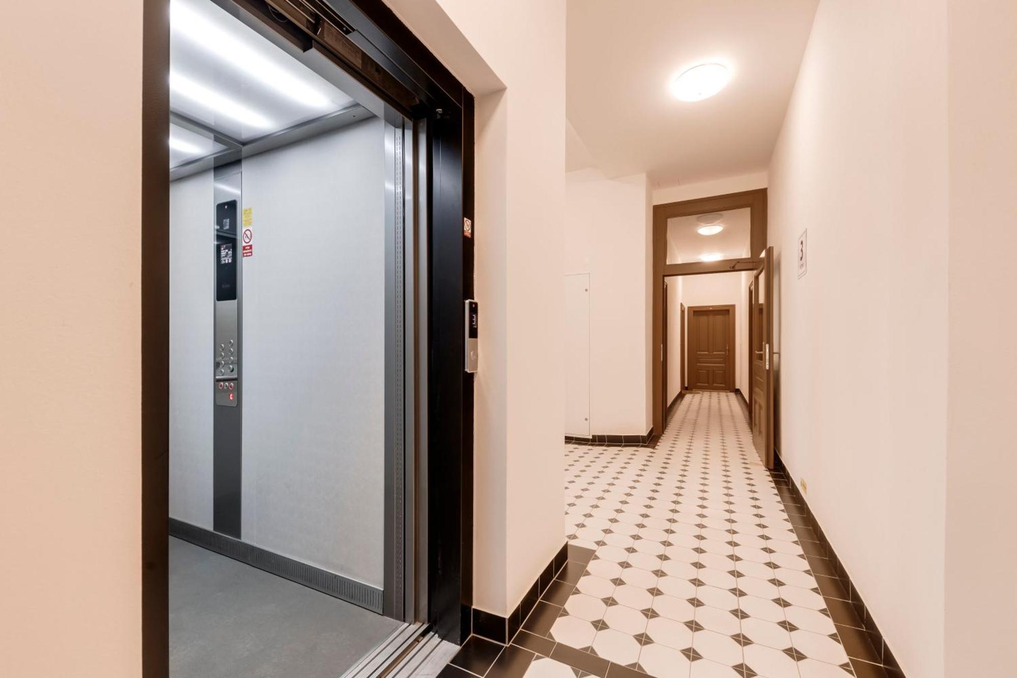 New Town Oases Apartment Prague Luaran gambar