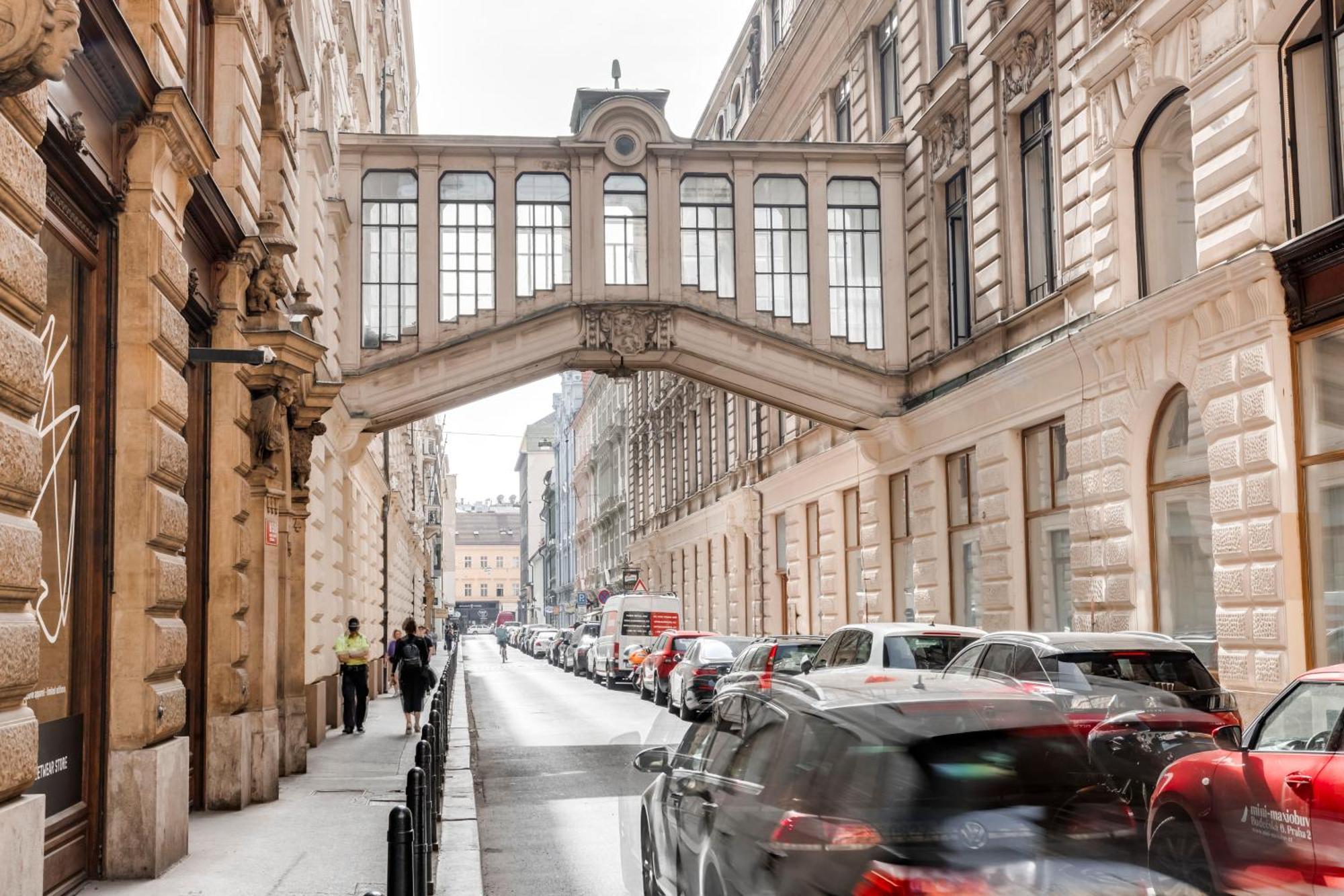 New Town Oases Apartment Prague Luaran gambar